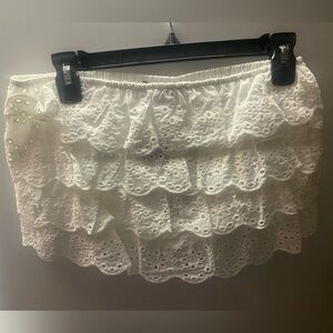 White lace crop top